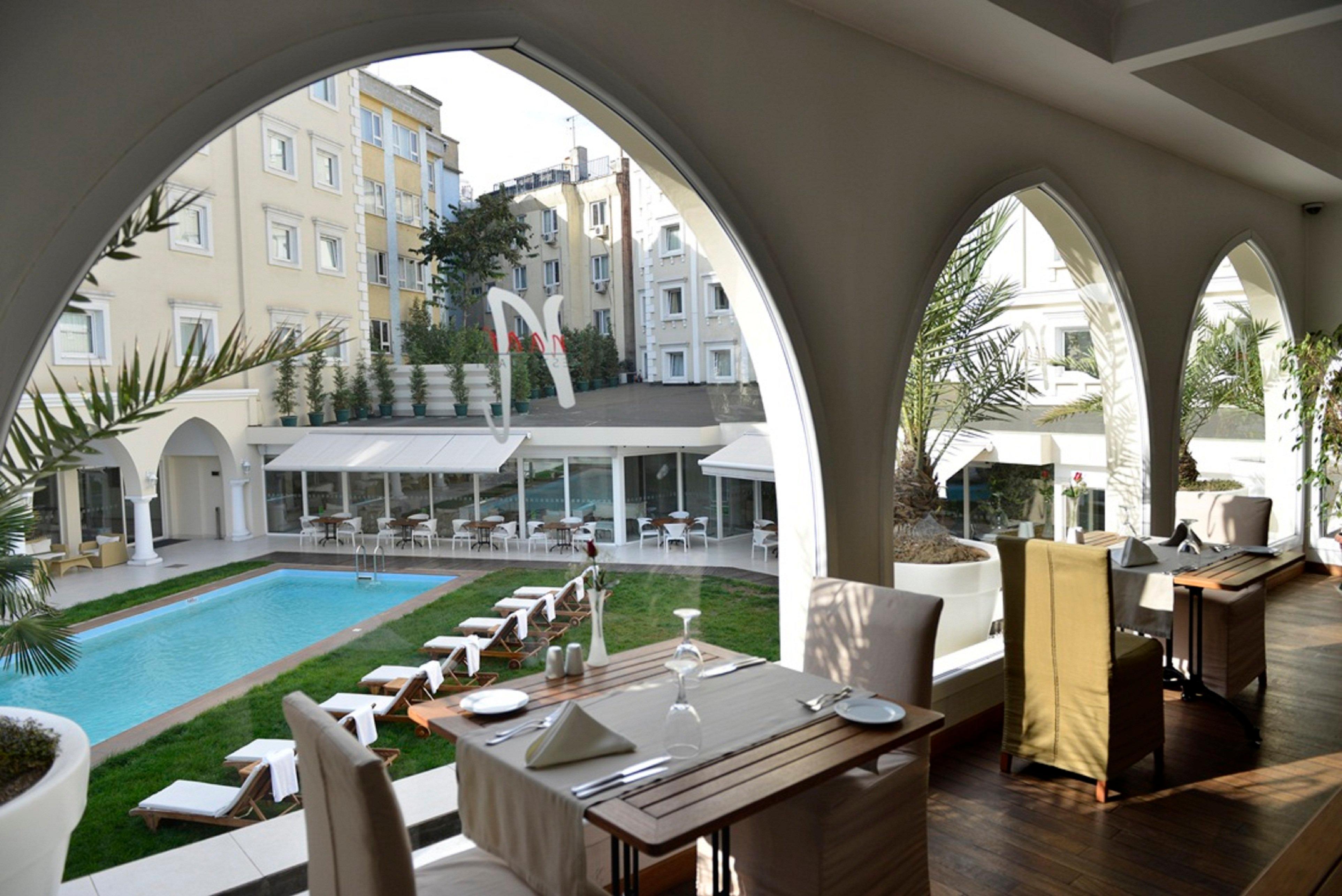 ฮอลิเดย์อินน์ อิสตันบูล ซิตี้ ภายนอก รูปภาพ The hotel's restaurant