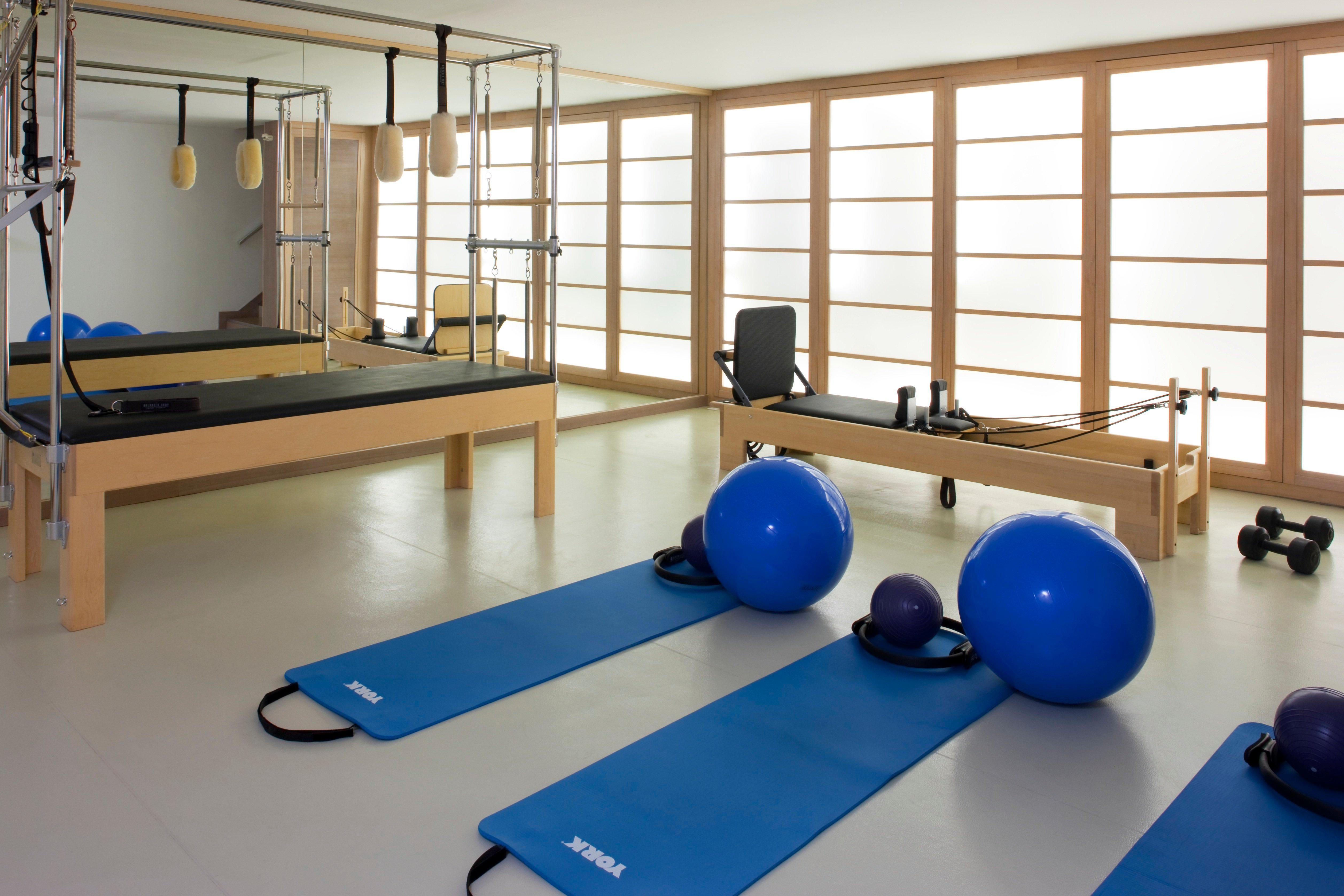 ฮอลิเดย์อินน์ อิสตันบูล ซิตี้ ภายนอก รูปภาพ A Pilates studio